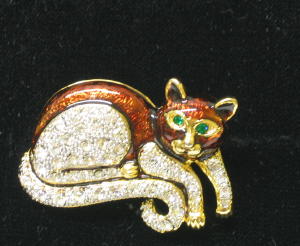 2367 -Le chat marron et strass