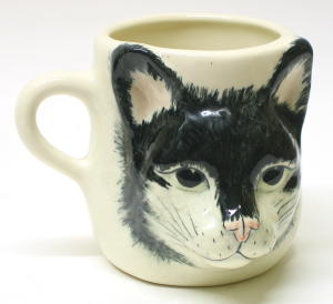 746 -Mug tête de chat en relief